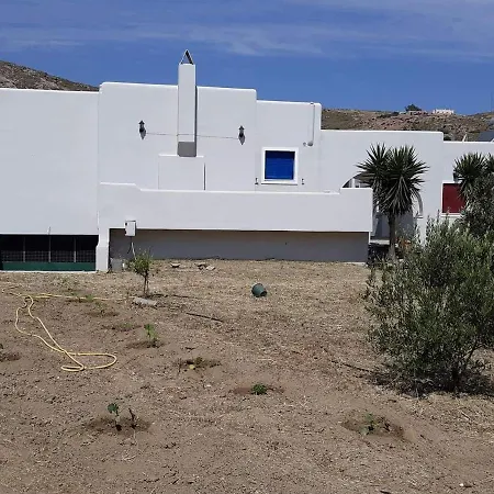 New-built House In Naxos, דירה